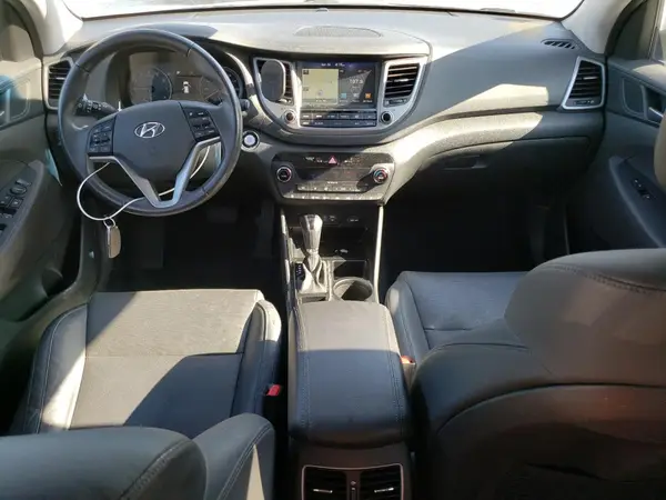 KM8J3CA22GU233535 2016 HYUNDAI TUCSON - Image 8