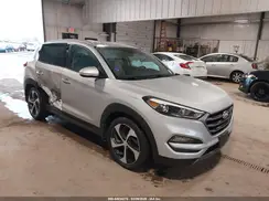 KM8J3CA22GU245653 2016 HYUNDAI TUCSON
