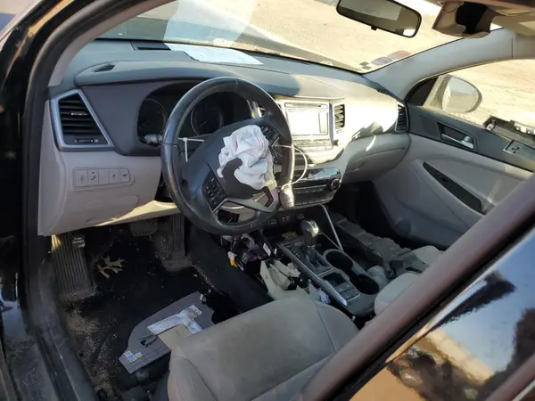 KM8J3CA22GU260055 2016 HYUNDAI TUCSON - Image 8