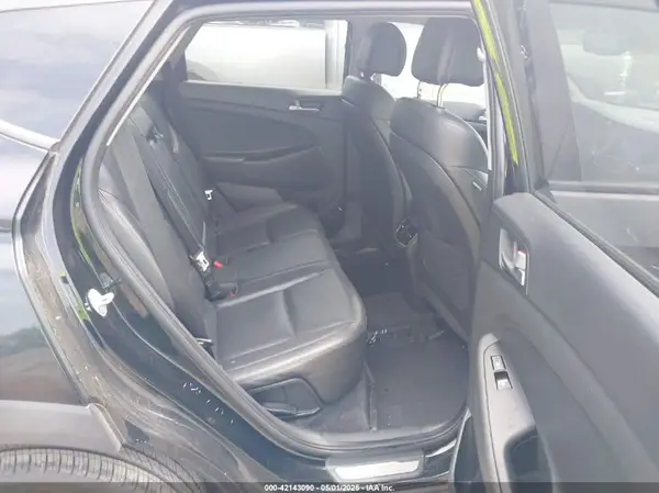 KM8J3CA22GU262307 2016 HYUNDAI TUCSON - Image 8