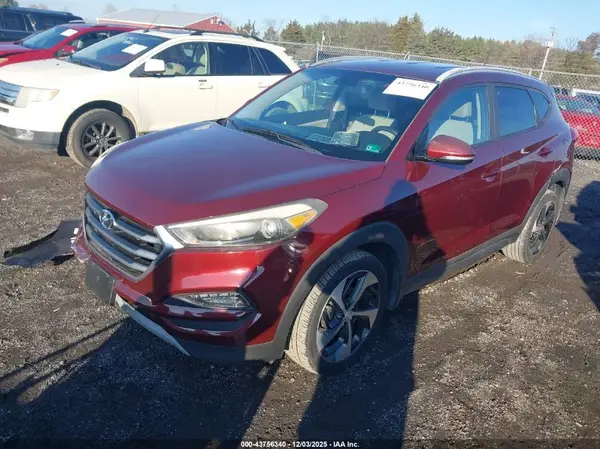 KM8J3CA22HU269632 2017 HYUNDAI TUCSON - Image 2