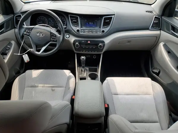 KM8J3CA22HU276158 2017 HYUNDAI TUCSON - Image 8