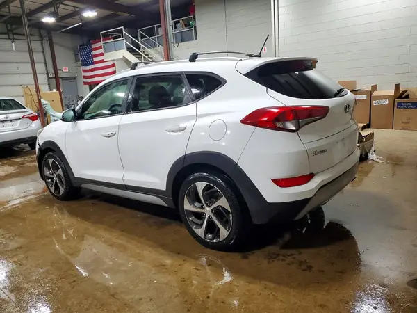 KM8J3CA22HU278279 2017 HYUNDAI TUCSON - Image 2