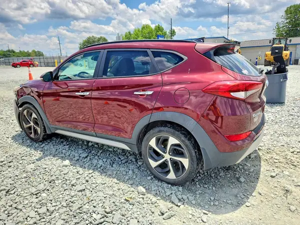 KM8J3CA22HU288438 2017 HYUNDAI TUCSON - Image 2