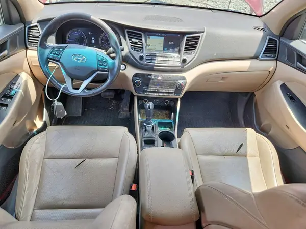 KM8J3CA22HU288438 2017 HYUNDAI TUCSON - Image 8