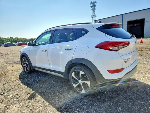 KM8J3CA22HU289010 2017 HYUNDAI TUCSON - Image 2