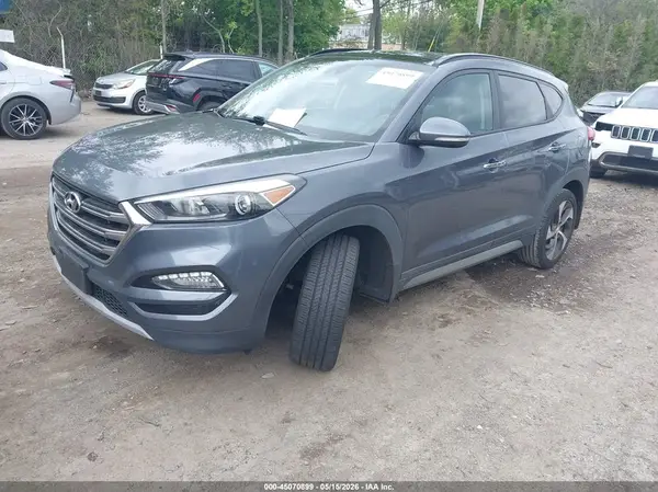KM8J3CA22HU289122 2017 HYUNDAI TUCSON - Image 2