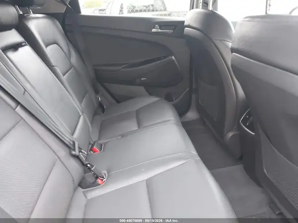 KM8J3CA22HU289122 2017 HYUNDAI TUCSON - Image 8