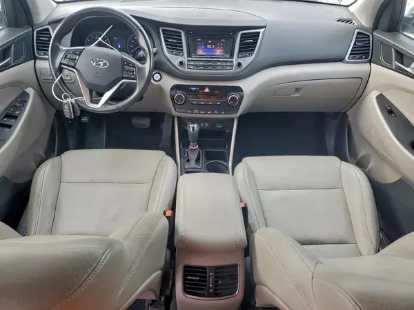 KM8J3CA22HU297477 2017 HYUNDAI TUCSON - Image 8