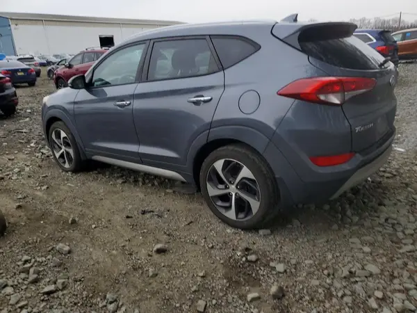 KM8J3CA22HU309661 2017 HYUNDAI TUCSON - Image 2