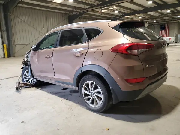 KM8J3CA22HU310521 2017 HYUNDAI TUCSON - Image 2