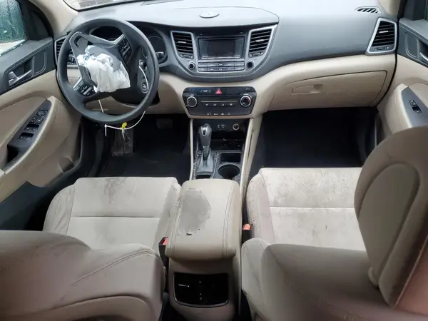 KM8J3CA22HU310521 2017 HYUNDAI TUCSON - Image 8