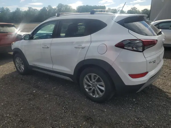 KM8J3CA22HU316707 2017 HYUNDAI TUCSON - Image 2