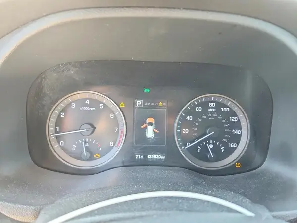 KM8J3CA22HU336410 2017 HYUNDAI TUCSON - Image 8
