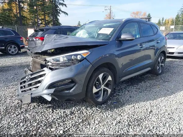 KM8J3CA22HU336813 2017 HYUNDAI TUCSON - Image 2