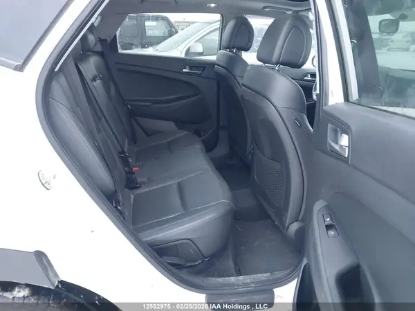KM8J3CA22HU342062 2017 HYUNDAI TUCSON - Image 8