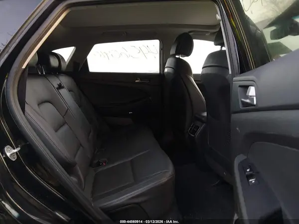 KM8J3CA22HU344216 2017 HYUNDAI TUCSON - Image 8