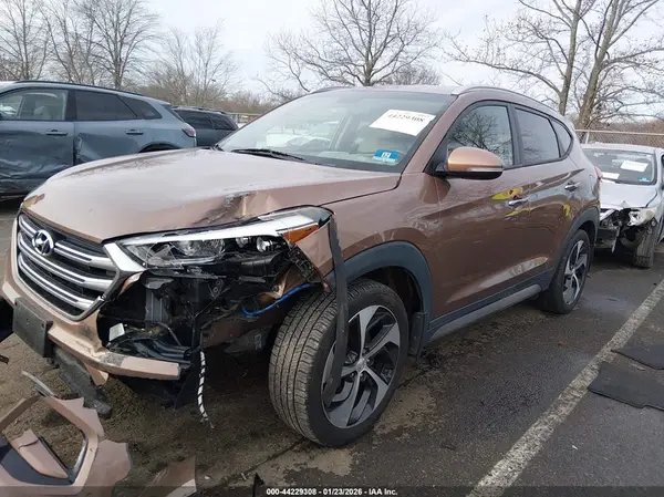 KM8J3CA22HU345205 2017 HYUNDAI TUCSON - Image 2