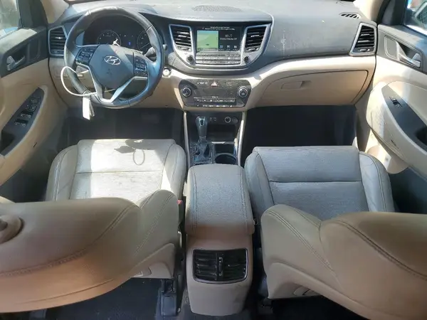 KM8J3CA22HU358150 2017 HYUNDAI TUCSON - Image 8