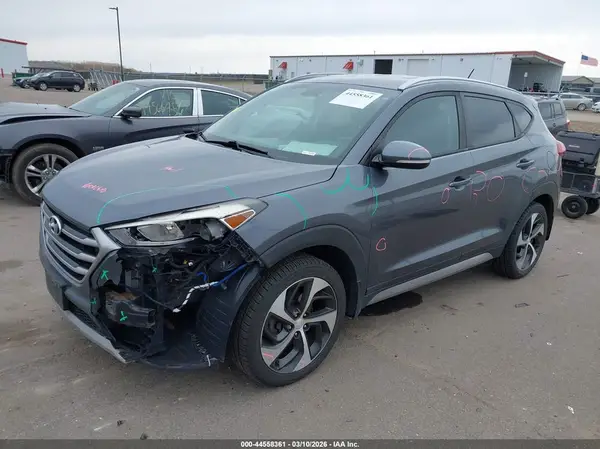 KM8J3CA22HU358259 2017 HYUNDAI TUCSON - Image 2