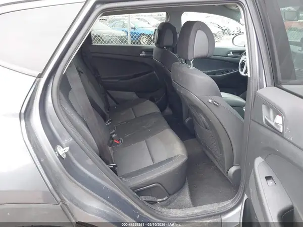 KM8J3CA22HU358259 2017 HYUNDAI TUCSON - Image 8