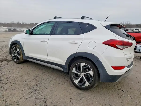 KM8J3CA22HU362280 2017 HYUNDAI TUCSON - Image 2