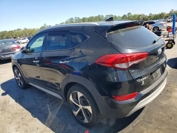 KM8J3CA22HU369682 2017 HYUNDAI TUCSON - Image 2