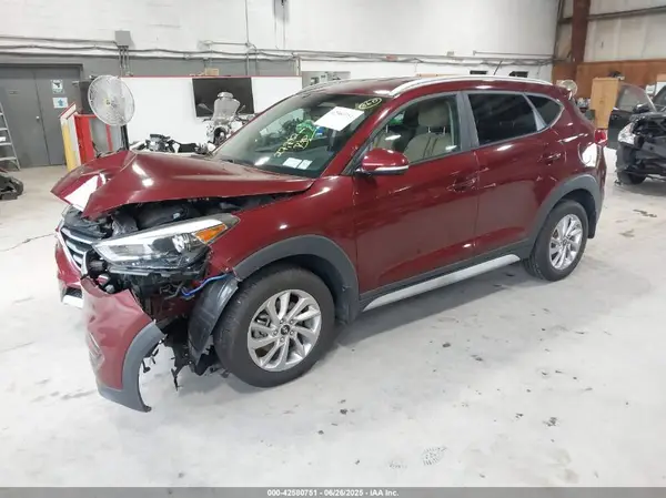 KM8J3CA22HU382139 2017 HYUNDAI TUCSON - Image 2