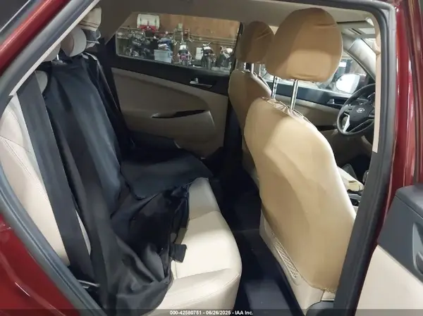 KM8J3CA22HU382139 2017 HYUNDAI TUCSON - Image 8