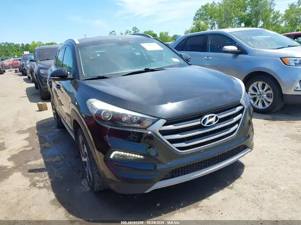 KM8J3CA22HU383842 2017 HYUNDAI TUCSON - Image 1