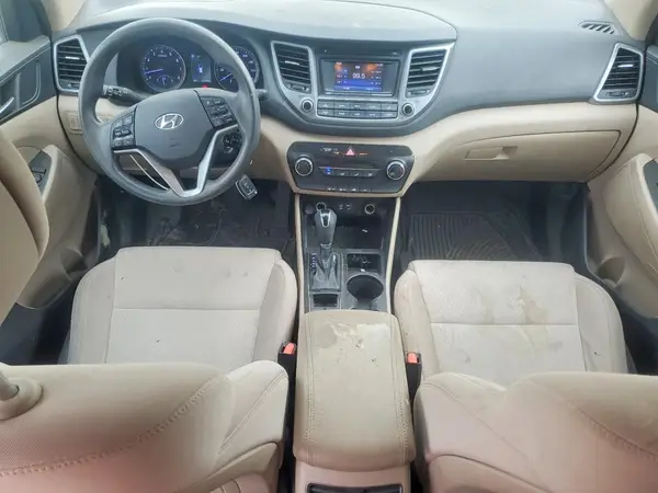 KM8J3CA22HU385526 2017 HYUNDAI TUCSON - Image 8