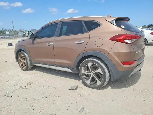 KM8J3CA22HU389074 2017 HYUNDAI TUCSON - Image 2