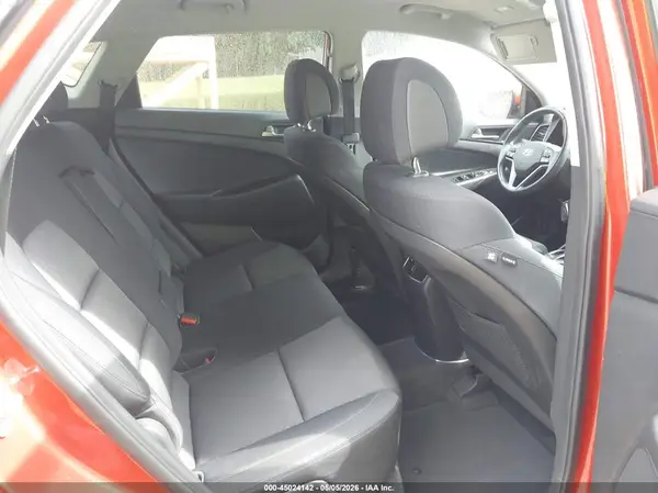 KM8J3CA22HU398860 2017 HYUNDAI TUCSON - Image 8