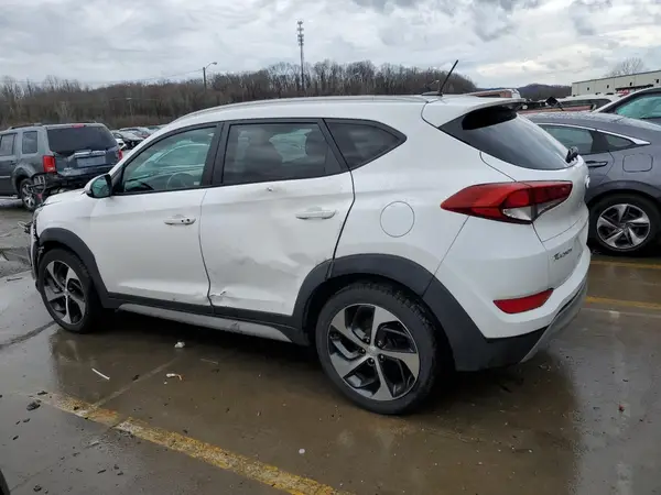 KM8J3CA22HU400249 2017 HYUNDAI TUCSON - Image 2