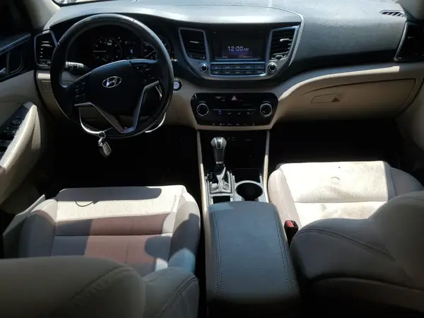 KM8J3CA22HU408948 2017 HYUNDAI TUCSON - Image 8