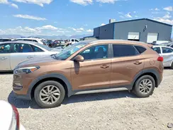 KM8J3CA22HU421604 2017 HYUNDAI TUCSON