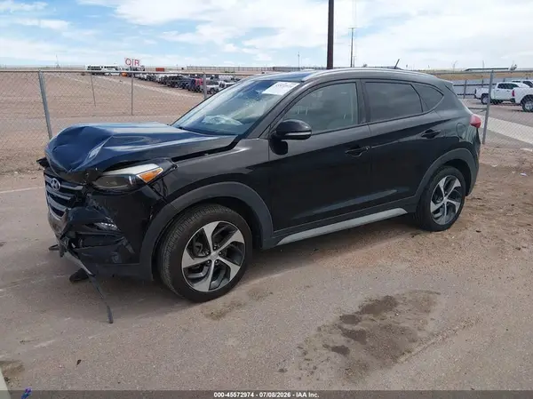 KM8J3CA22HU437883 2017 HYUNDAI TUCSON - Image 2