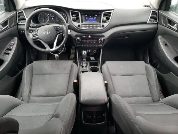 KM8J3CA22HU449452 2017 HYUNDAI TUCSON - Image 8