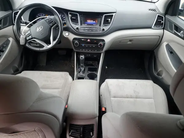 KM8J3CA22HU463514 2017 HYUNDAI TUCSON - Image 8