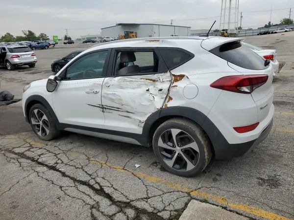 KM8J3CA22HU471189 2017 HYUNDAI TUCSON - Image 2