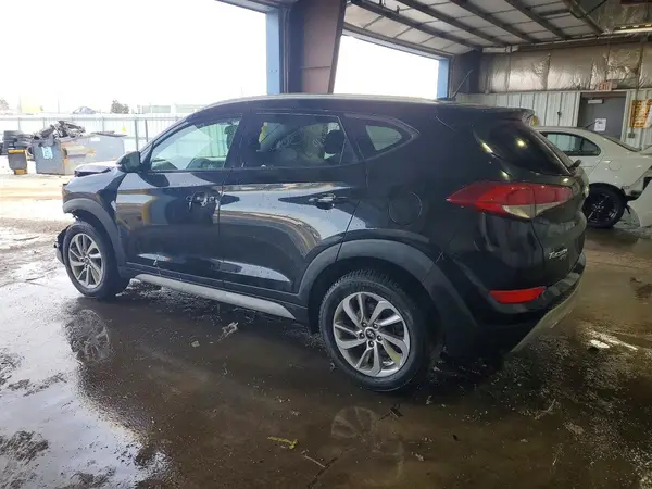 KM8J3CA22HU493497 2017 HYUNDAI TUCSON - Image 2