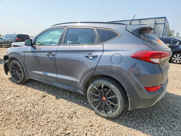 KM8J3CA22HU494522 2017 HYUNDAI TUCSON - Image 2