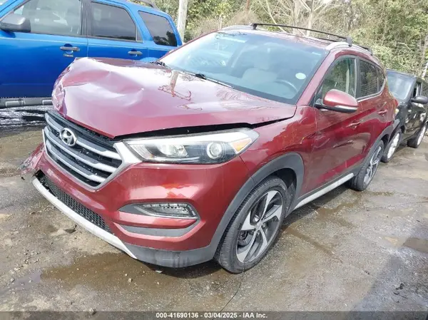 KM8J3CA22HU506202 2017 HYUNDAI TUCSON - Image 2