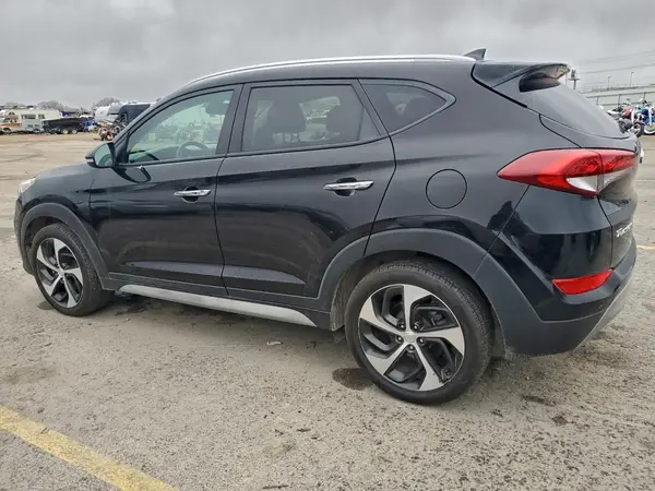 KM8J3CA22HU507978 2017 HYUNDAI TUCSON - Image 2