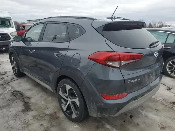 KM8J3CA22HU543833 2017 HYUNDAI TUCSON - Image 2