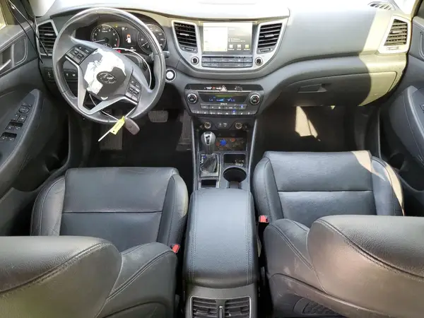 KM8J3CA22HU595480 2017 HYUNDAI TUCSON - Image 8