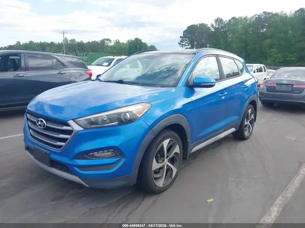 KM8J3CA22JU624532 2018 HYUNDAI TUCSON - Image 2
