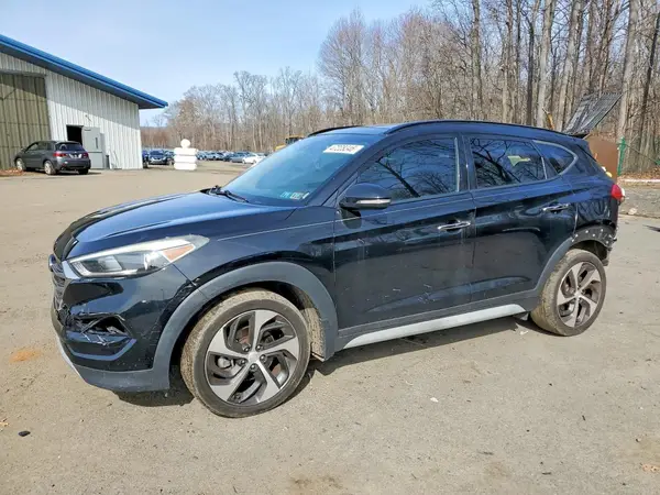 KM8J3CA22JU627530 2018 HYUNDAI TUCSON - Image 1