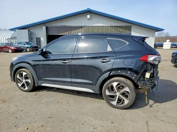 KM8J3CA22JU627530 2018 HYUNDAI TUCSON - Image 2