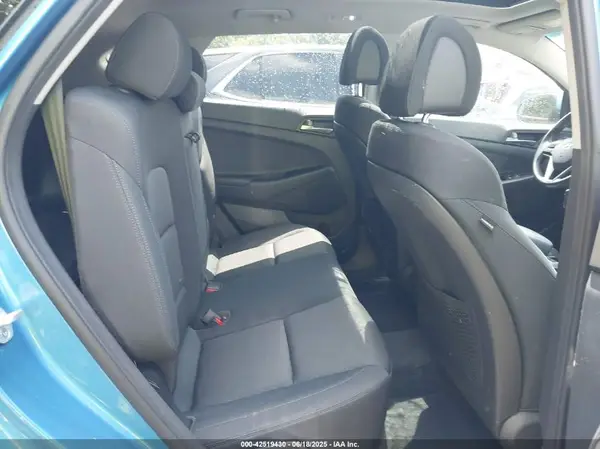 KM8J3CA22JU641444 2018 HYUNDAI TUCSON - Image 8